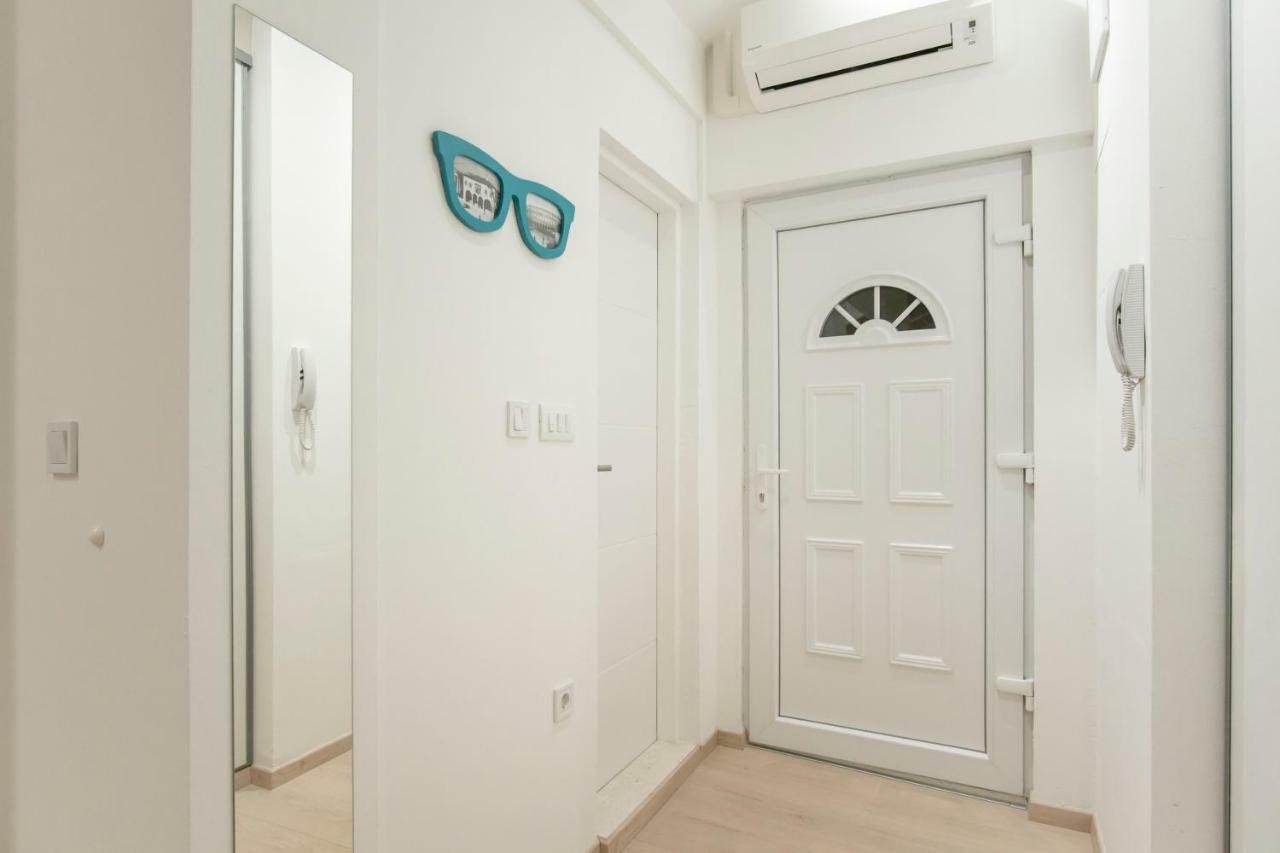 Fran Center Apartments  Pula Extérieur photo